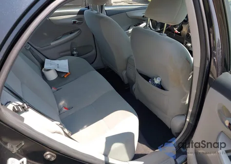 2013 Toyota Corolla Le z USA, uszkodzony, nr VIN 2T1BU4EE9DC112980